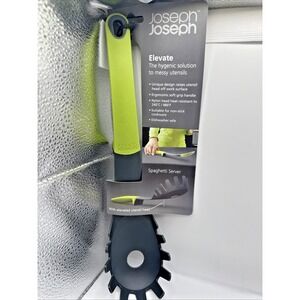 Joseph Joseph brand Elevate Spaghetti Server, Green‎ & Black Silicone  NEW